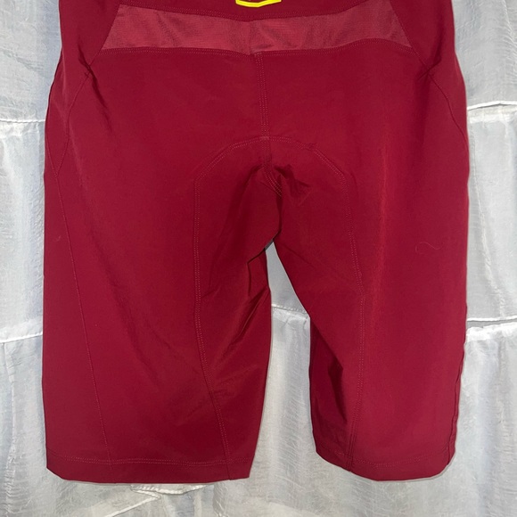 100% women’s bike shorts - Picture 2 of 2